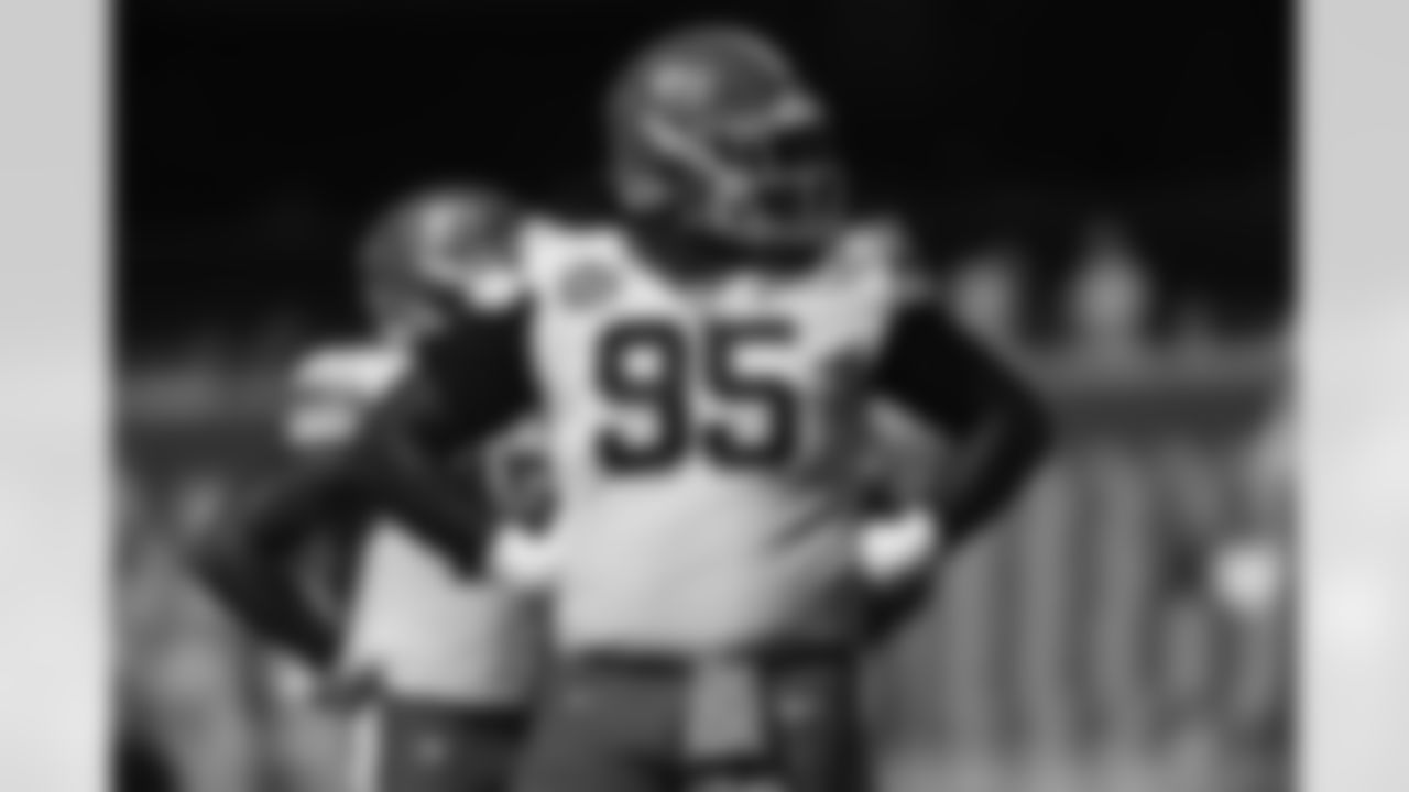 DT Devonte Wyatt, Georgia
The Buffalo Bills have made it clear that they prioritize investing in the defensive line and as things currently stand, Buffalo has two defensive tackles under contract for the 2022 season. Considering how much Sean McDermott likes to rotate his players up front, more talent is needed.
Devonte Wyatt is an explosive penetrator that would wreak havoc next to Ed Oliver and provide the versatility needed to play over the center and as a three-technique. (The Draft Network, Joe Marino)