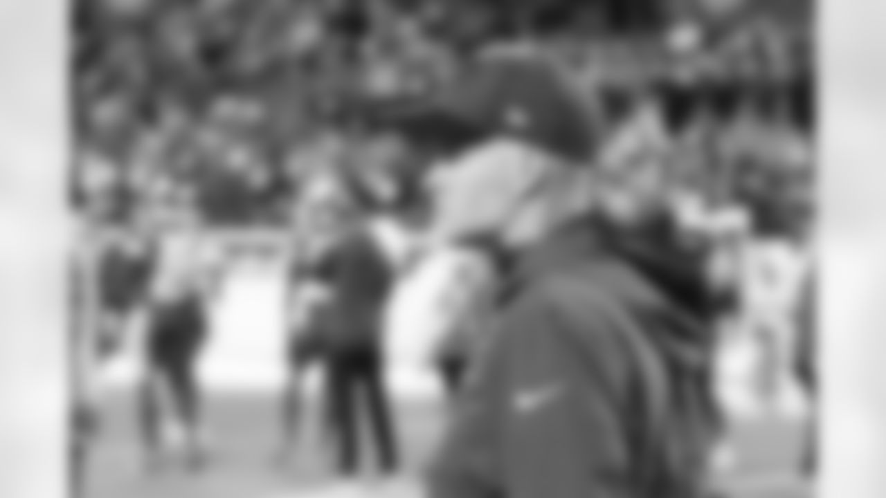 Sean McDermott. Buffalo Bills vs Kansas City Chiefs at GEHA Field at Arrowhead Stadium, October 10, 2021. Photo by Bill Wippert