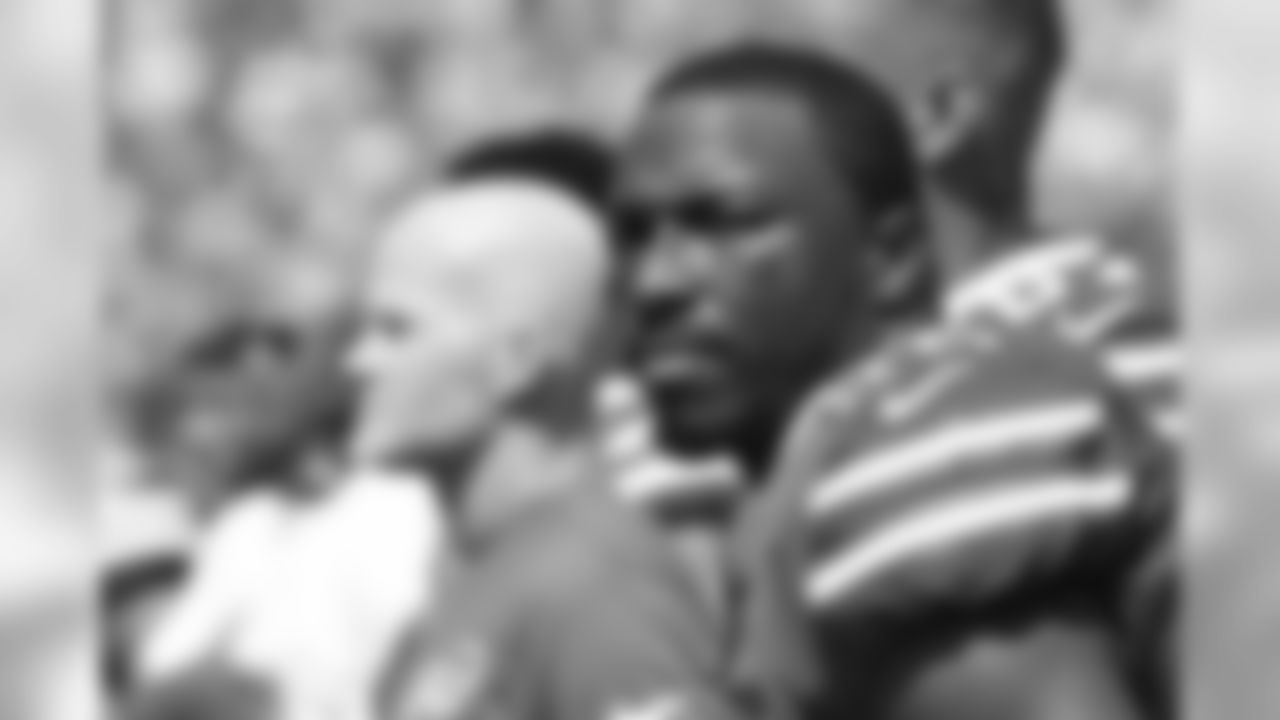 RB LeSean McCoy (25)