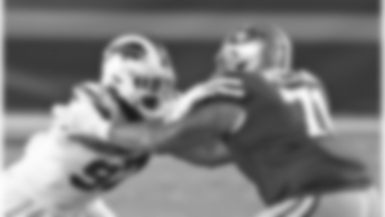 Mario Addison (97) Buffalo Bills vs San Francisco 49ers, December 7, 2020 at State Farm Stadium-Glendale, AZ.
Photo by Norm Hall