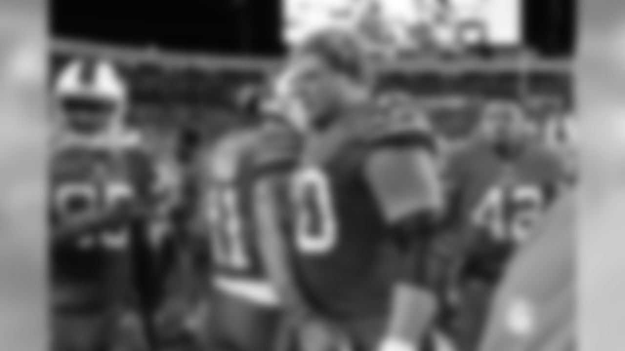 Center Eric Wood (No. 70) - 2016