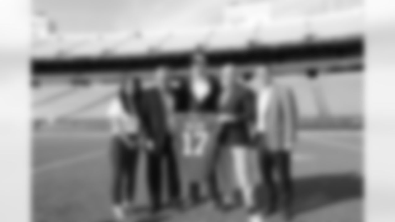 Buffalo Bills 2018 Draft picks Josh Allen and Tremaine Edmunds arrive in Buffalo. With Terry and Kim Pegula, Brandon Beane, Sean McDermott.
Photo by Bill Wippert
April 27, 2018