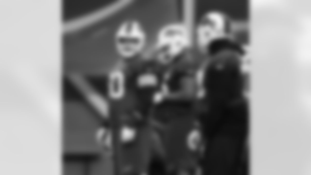 Mitch Morse (60), Daryl Williams (75). Buffalo Bills Week 18 practice, January 7, 2022. Photo by Bill Wippert