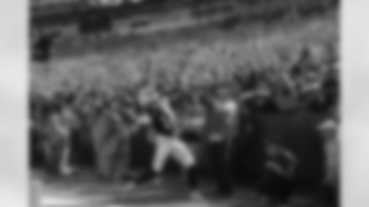 Buffalo Bills vs Miami Dolphins, Regular Season, October 01, 2023 at Highmark Stadium.