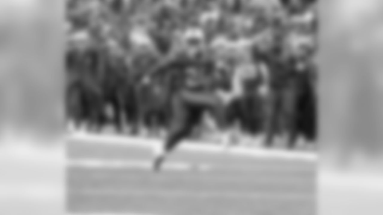 Buffalo Bills vs Philadelphia Eagles at New Era Field on October 27, 2019. Buffalo Bills running back Devin Singletary (26). Photo by Craig Melvin