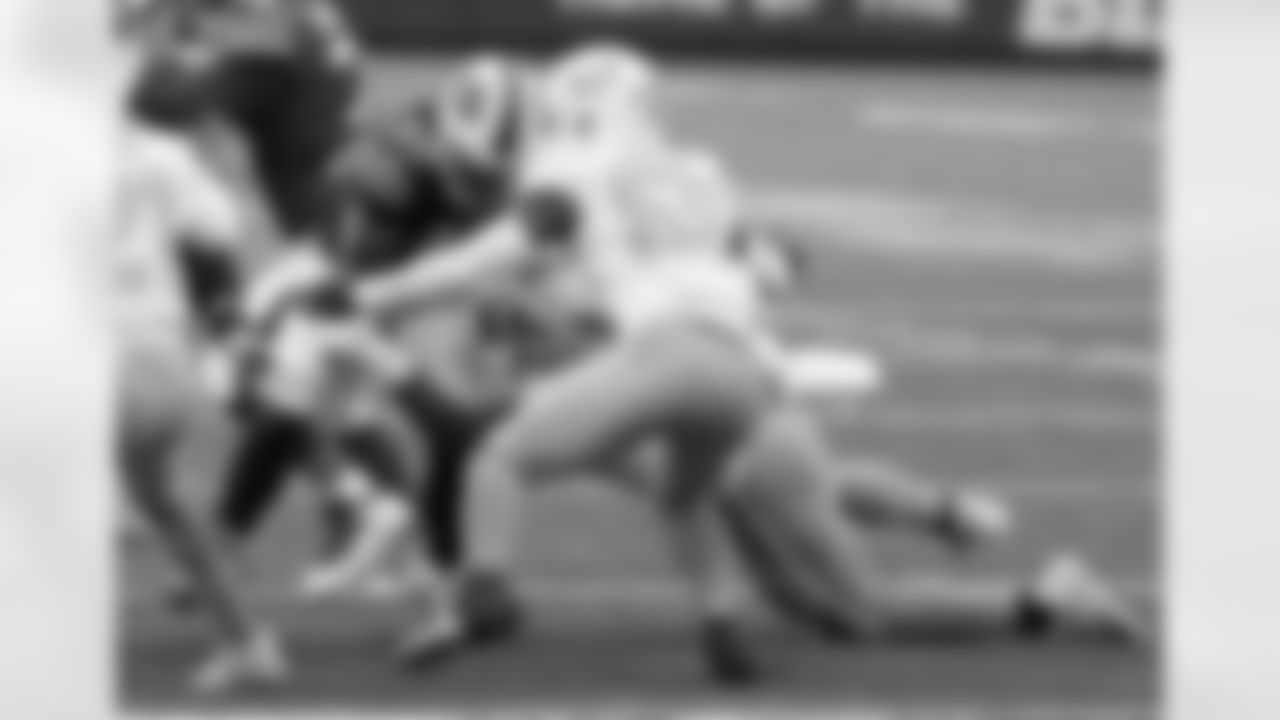 Zack Moss (20) Buffalo Bills vs Miami Dolphins at Bills Stadium on January 3, 2021.
Photo by Craig Melvin
