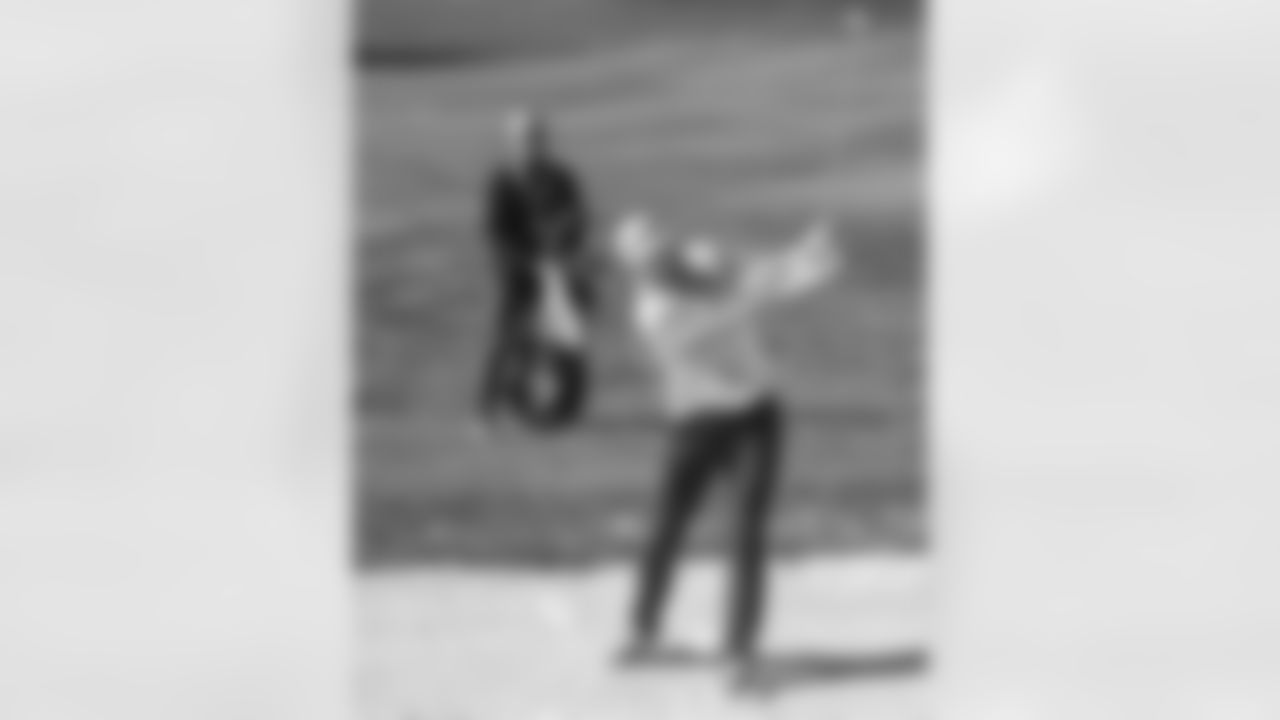 PEBBLE BEACH, CA - FEBRUARY 01: Josh Allen during practice for the AT&T Pebble Beach Pro-Am at Pebble Beach Golf Links on February 1, 2022 in Pebble Beach, California. (Photo by Keyur Khamar/PGA TOUR via Getty Images)