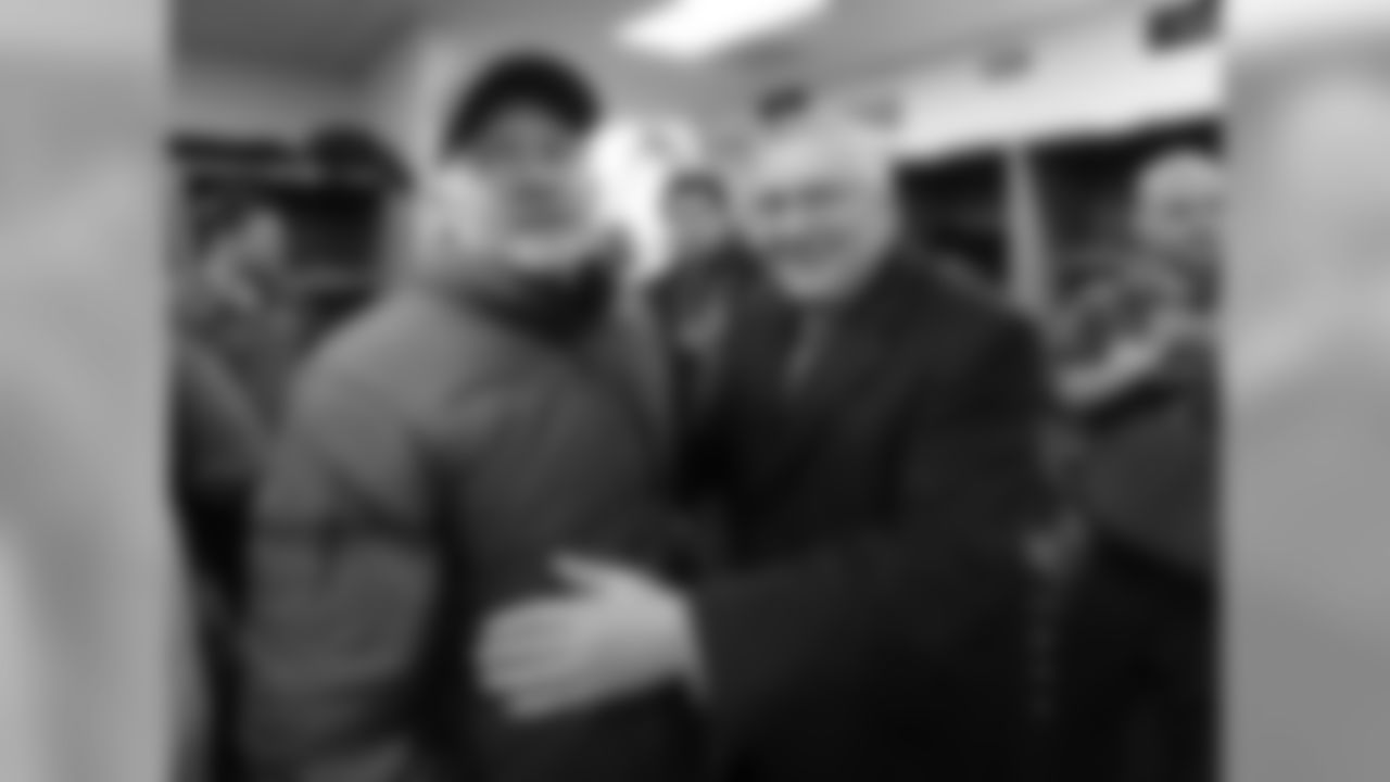 Buffalo Bills head coach Sean McDermott and Terry Pegula Buffalo Bills vs Pittsburgh Steelers, December 15, 2019 at Heinz Field.
Photo by Bill Wippert