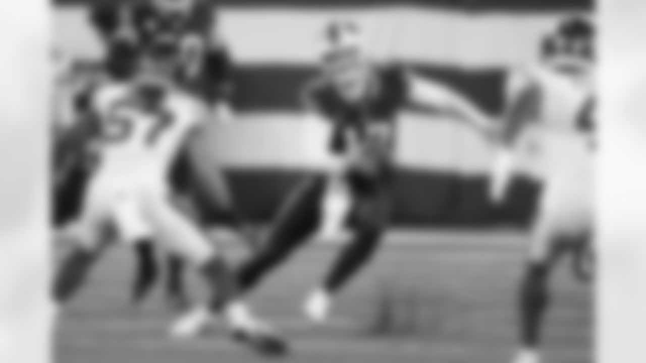 New York Jets vs Buffalo Bills, Regular Season, September 11, 2023 at Metlife Stadium.