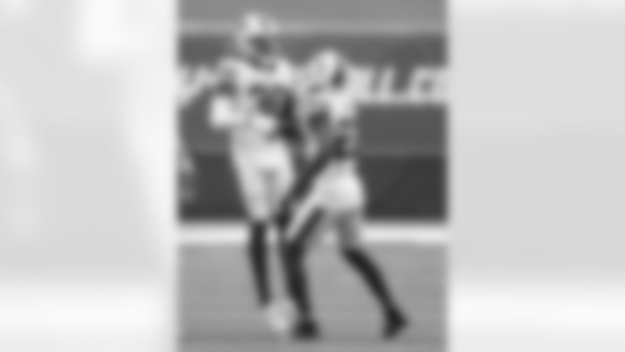Dane Jackson (30) interception; Tre'Davious White (27) Buffalo Bills vs New York Jets, October 25, 2020 at MetLife Stadium.
Photo by Bill Wippert