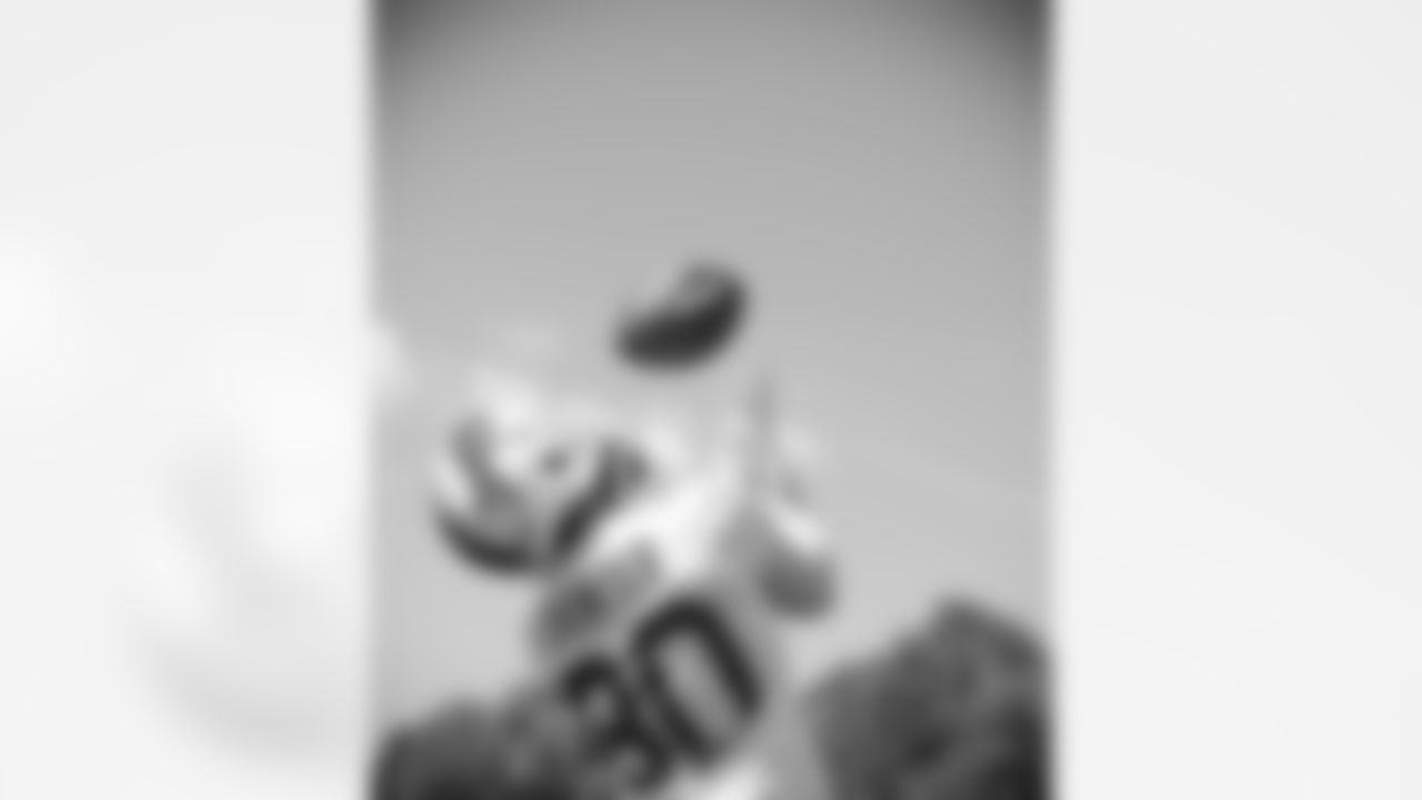 Jamison Crowder (80). Week One of Buffalo Bills OTA's, May 24, 2022. Photo by Bill Wippert