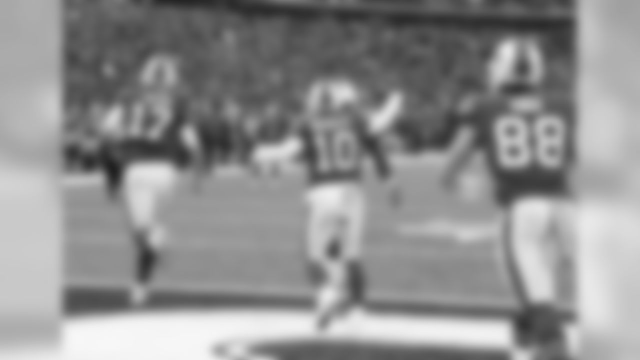 Buffalo Bills wide receiver Cole Beasley (10) touchdown Buffalo Bills vs Denver Broncos, November 24, 2019 at New Era Field.
Photo by Bill Wippert