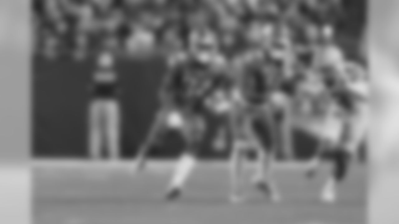 WR Ray-Ray McCloud