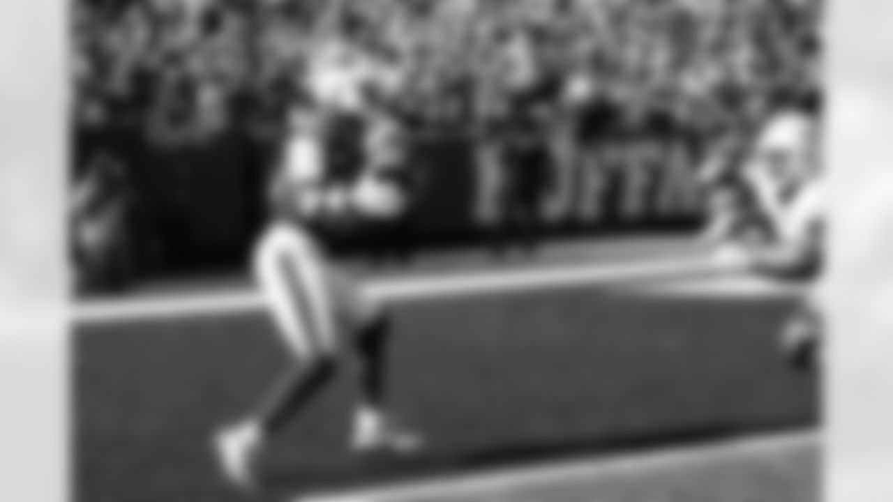 Buffalo Bills vs Miami Dolphins, Regular Season, October 01, 2023 at Highmark Stadium.