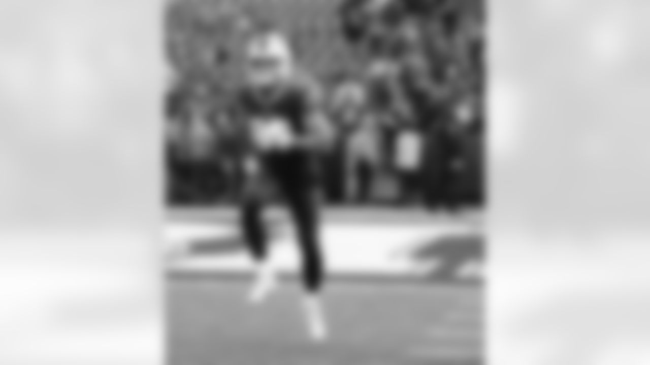 Buffalo Bills vs Pittsburgh Steelers, Week 5, October 9, 2022 at Highmark Stadium.