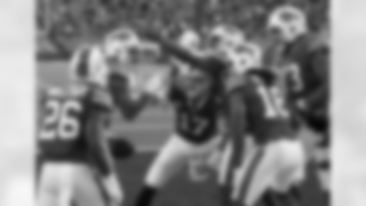 Stefon Diggs (14) touchdown celebration. Buffalo Bills vs Indianapolis Colts, Super Wild Card Game, January 9, 2021 at Bills Stadium.
Photo by Craig Melvin