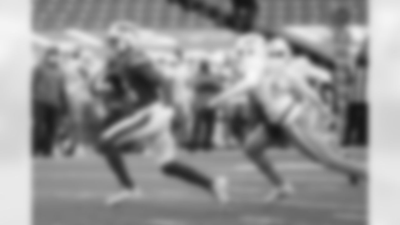 Stefon Diggs (14) Buffalo Bills vs Miami Dolphins, January 3, 2021 at Bills Stadium.
Photo by Bill Wippert