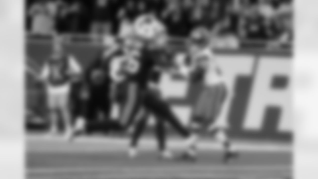 Buffalo Bills vs Cleveland Browns, Week 11, November 20th, 2022. Ford Field.