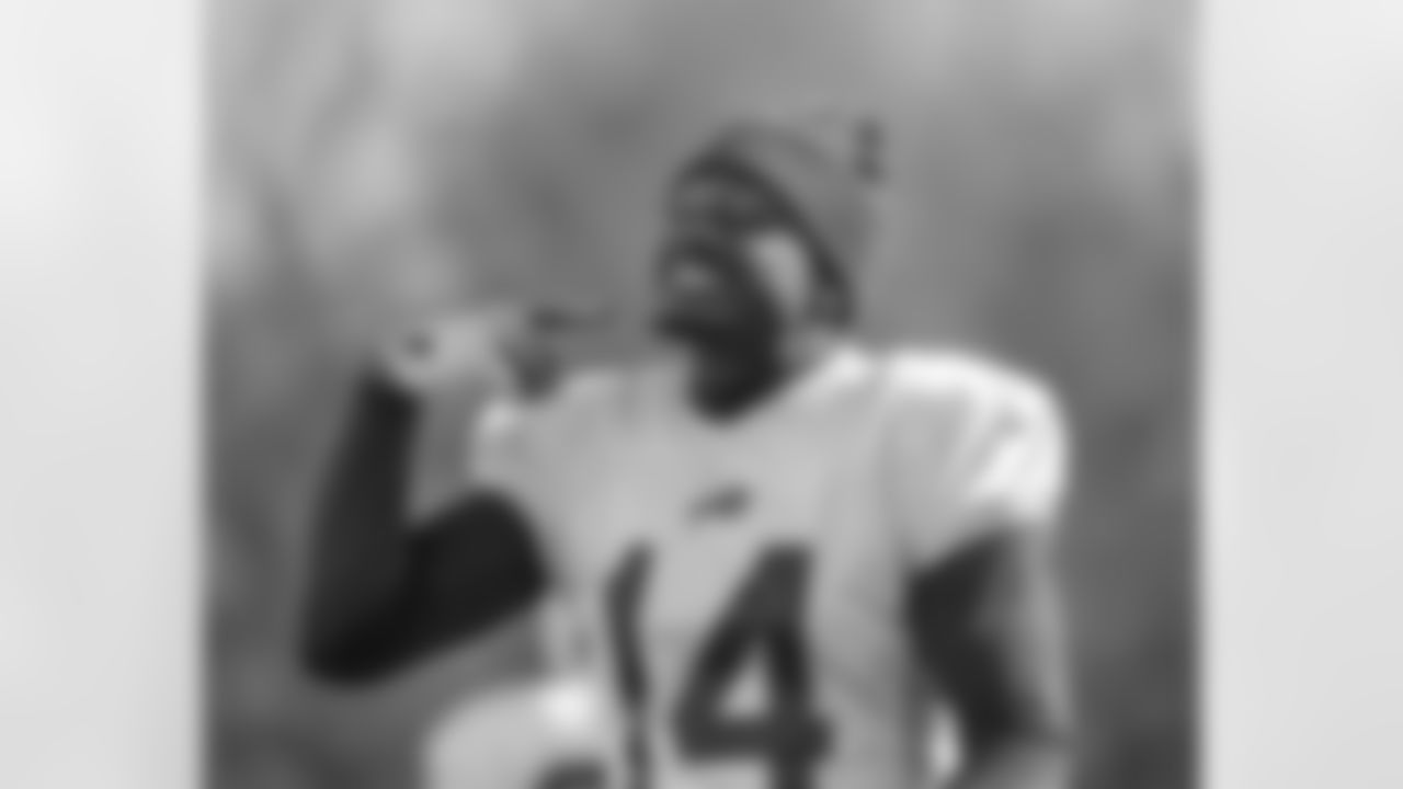 Stefon Diggs (14). Buffalo Bills Week 9 practice, November 3, 2021. Photo by Bill Wippert