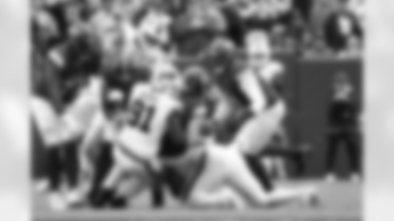 Washington Commanders vs Buffalo Bills, Regular Season, September 24, 2023 at FedEx Field.