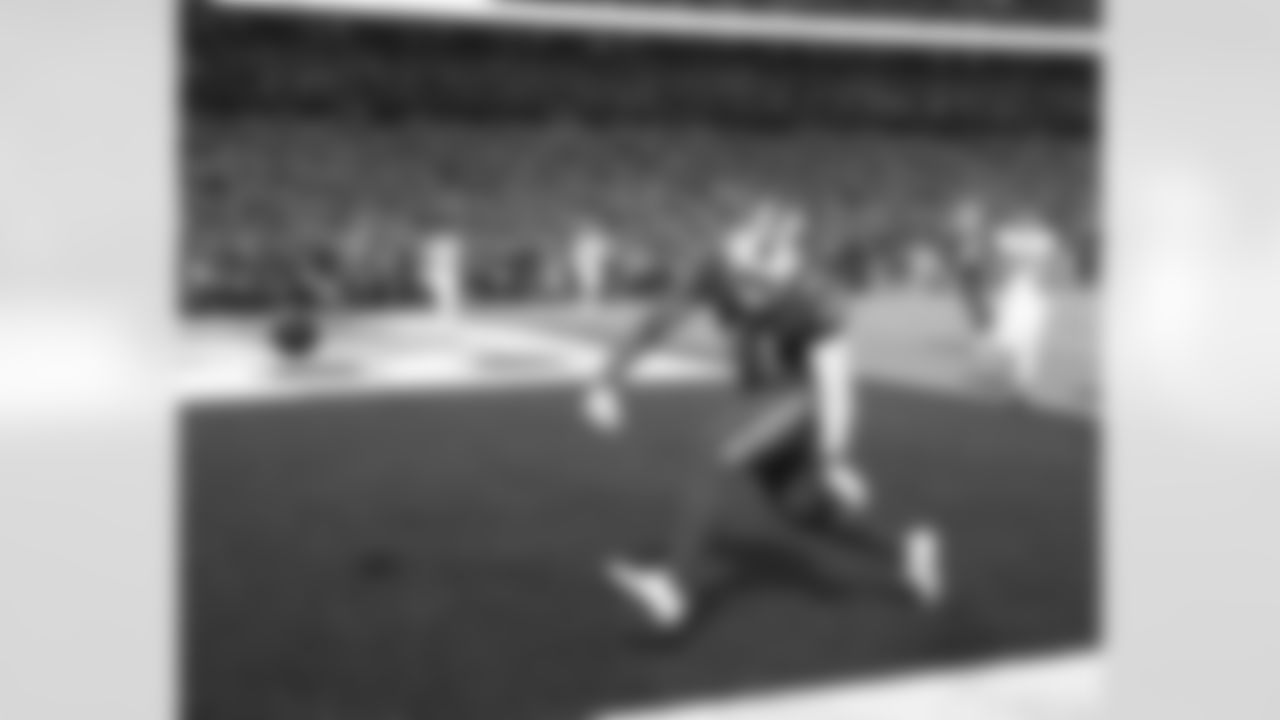 Reggie Gilliam (41) touchdown celebration. Buffalo Bills vs Tennessee Titans, Monday Night Football, Week 2, September 19, 2022 at Highmark Stadium.