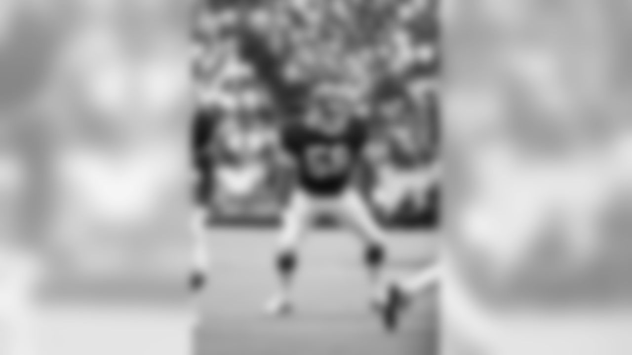 LB Shane Conlan, Penn St. (1987)