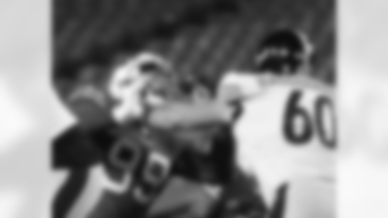 Harrison Phillips (99) Buffalo Bills vs Pittsburgh Steelers, December 13, 2020 at Bills Stadium.
Photo by Bill Wippert