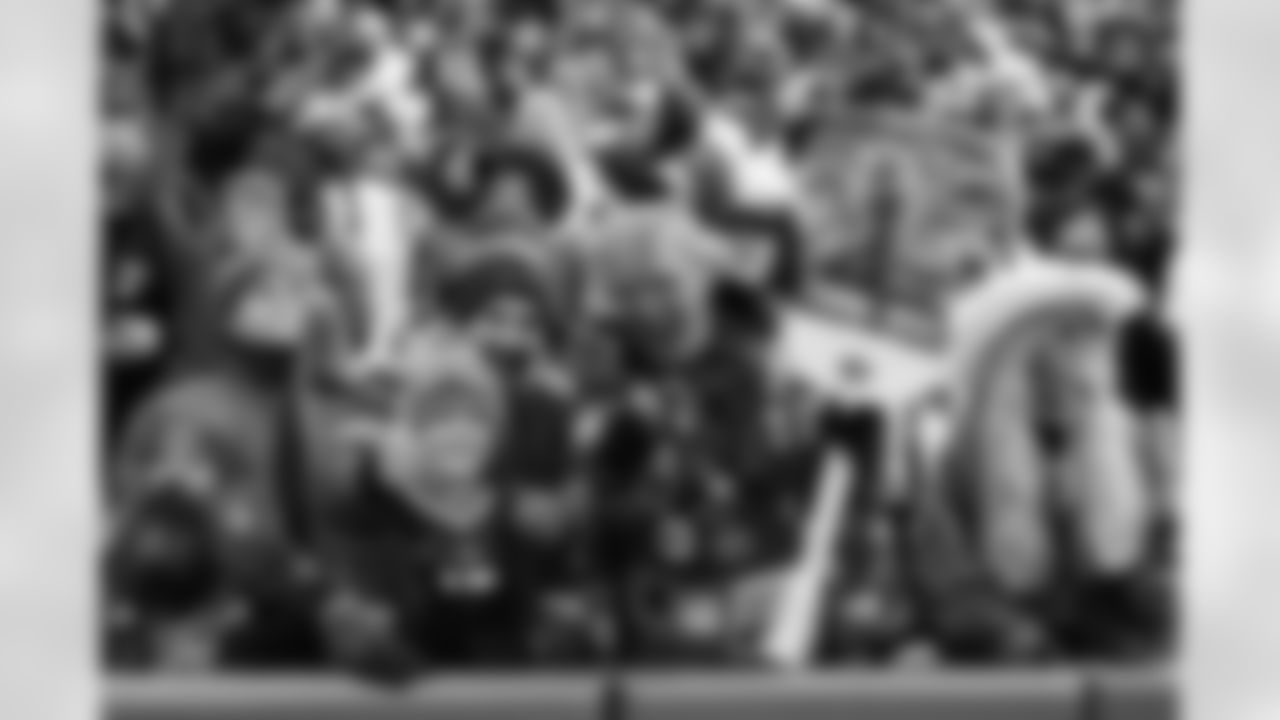 Buffalo Bills vs Minnesota Vikings, Week 10, November 13, 2022 at Highmark Stadium.