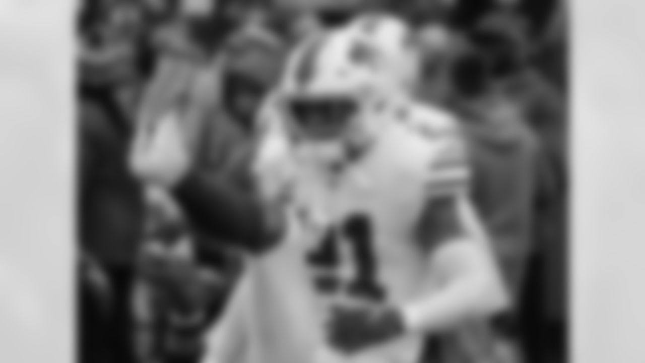 Jordan Poyer (21) Buffalo Bills vs Miami Dolphins at Highmark Stadium, October 31, 2021. Photo by Bill Wippert