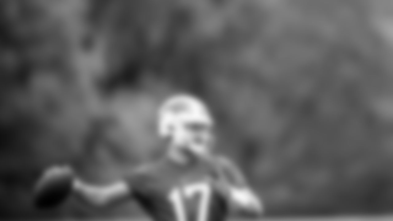 Josh Allen (17). Buffalo Bills Week 3 practice, September 23, 2021. Photo by Ben Green