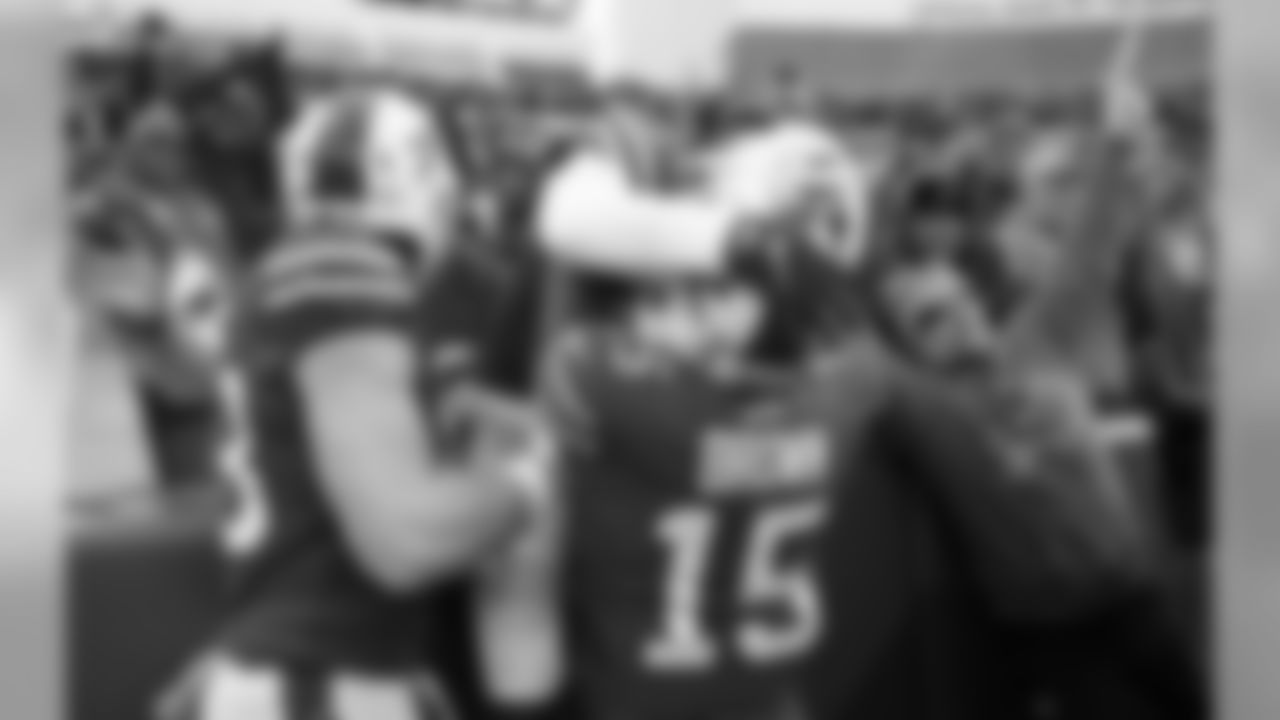 Buffalo Bills wide receiver Cole Beasley (10) touchdown Buffalo Bills vs. Denver Broncos at New Era Field, November 24, 2019.
Photo by Sara Schmidle