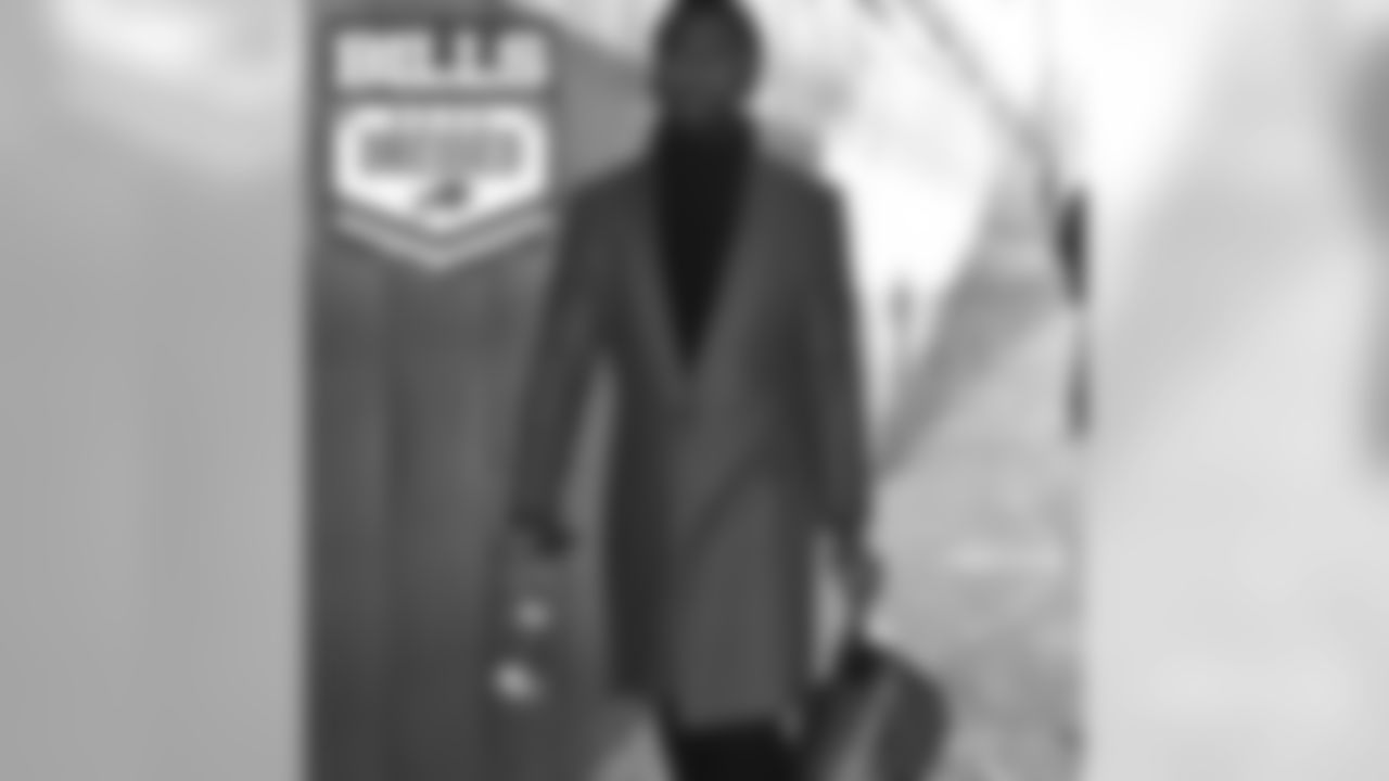 Tyrod Taylor #5, QB
