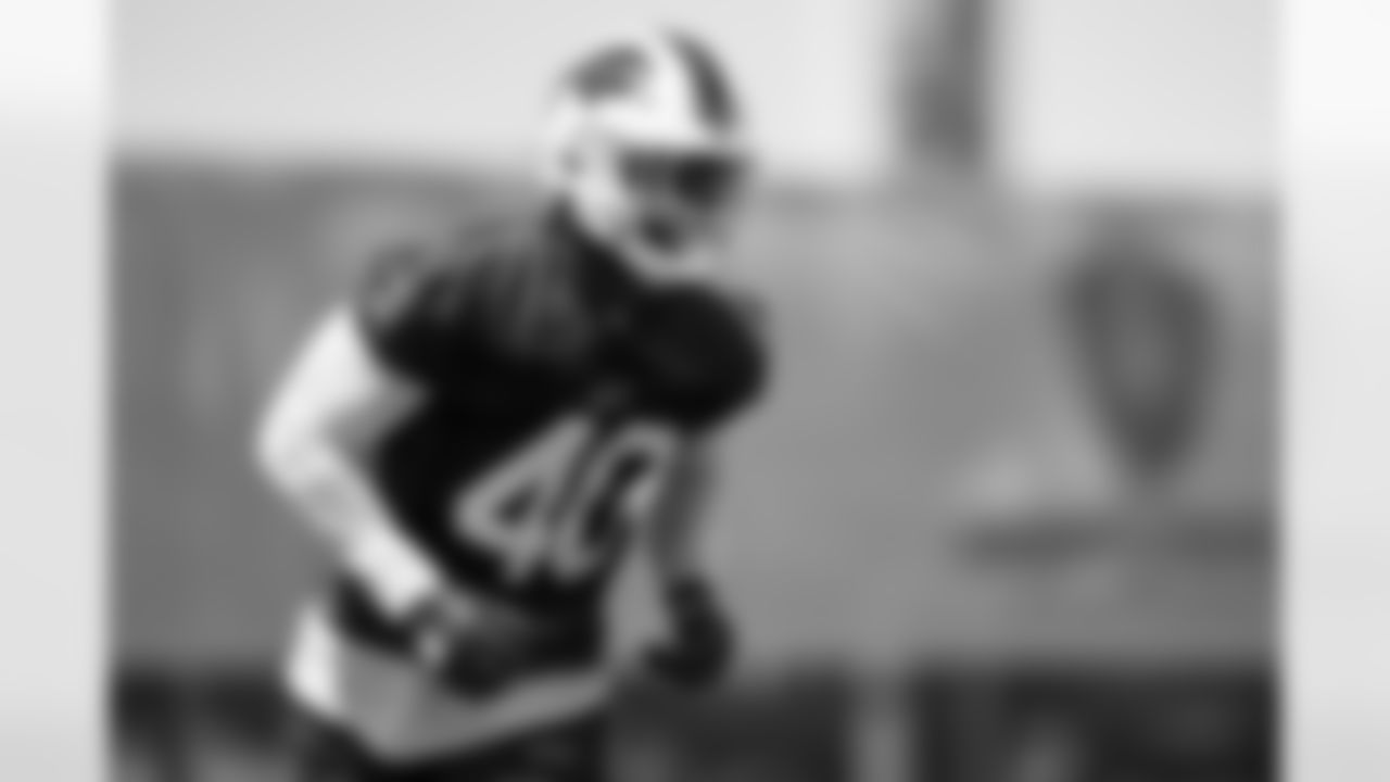 Von Miller (40) during Day One of Buffalo Bills Mandatory Minicamp, on June 14, 2022. Photo by Ben Green