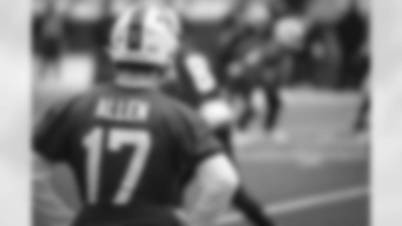 Josh Allen (17) Buffalo Bills Week 12 practice, November 27, 2020. Photo by Sara Schmidle
