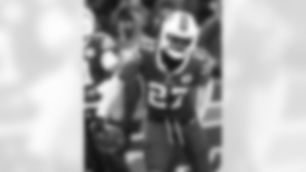 Buffalo Bills vs New England Patriots, Week 18, January 8, 2023 at Highmark Stadium.