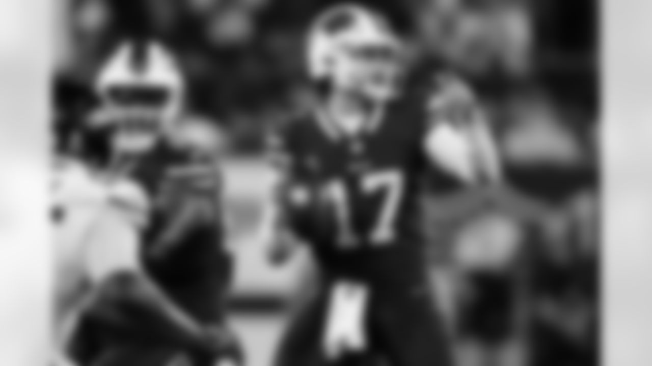 New York Jets vs Buffalo Bills, Regular Season, September 11, 2023 at Metlife Stadium.