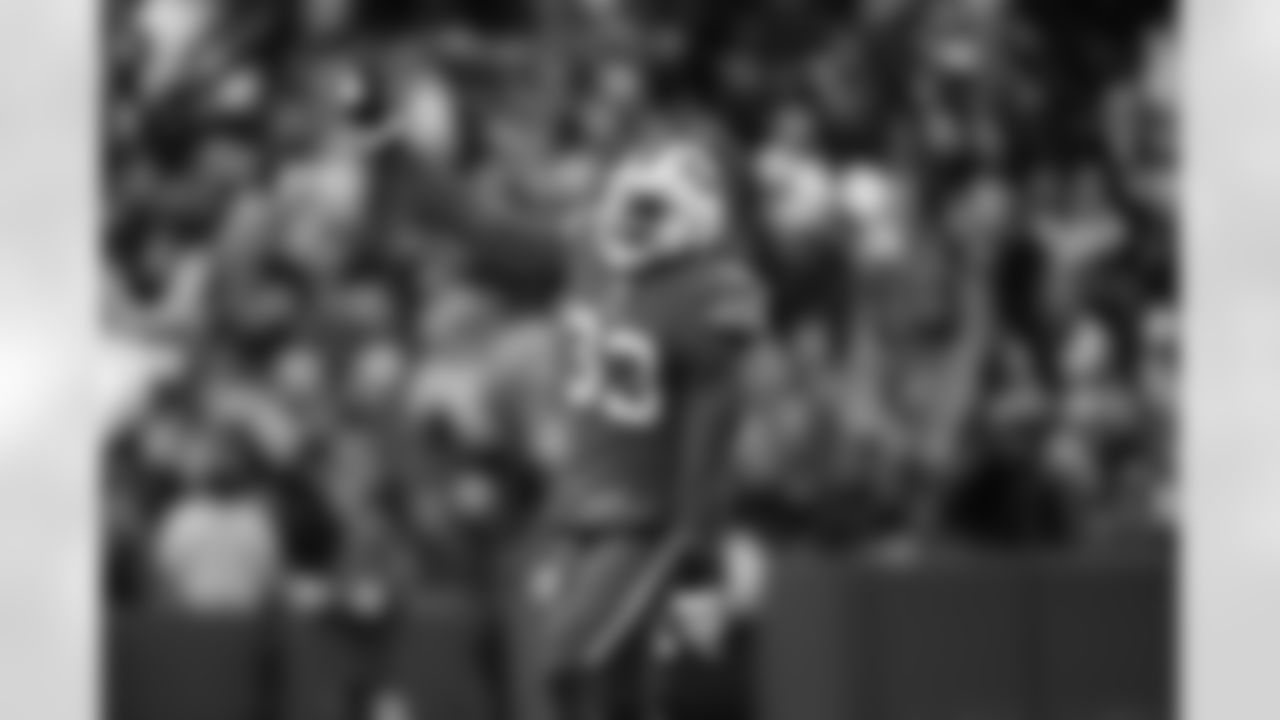 Efe Obada (93) Buffalo Bills vs Carolina Panthers at Highmark Stadium, December 19, 2021. Photo by Ben Green