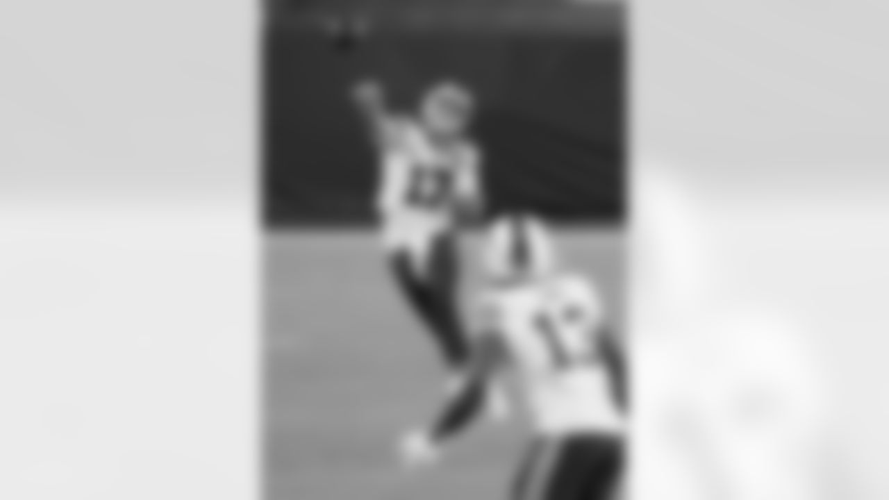 Josh Allen (17) Buffalo Bills vs Tennessee Titans, October 13, 2020 at Nissan Stadium.