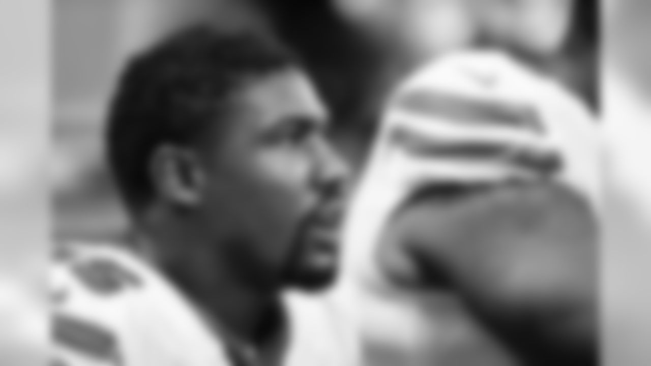 DE Jerry Hughes, No. 55