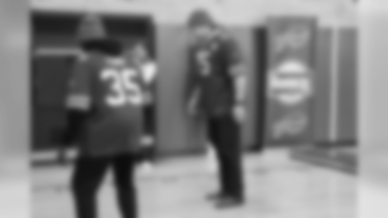 Buffalo Bills Toyota Rookie Club
PicSix Creative
Buffalo, NY
November 27, 2018.
Photo by Sara Schmidle