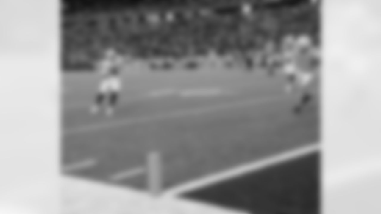 Josh Allen (17) 4th quarter touchdown. Buffalo Bills vs Miami Dolphins at Highmark Stadium, October 31, 2021. Photo by Bill Wippert