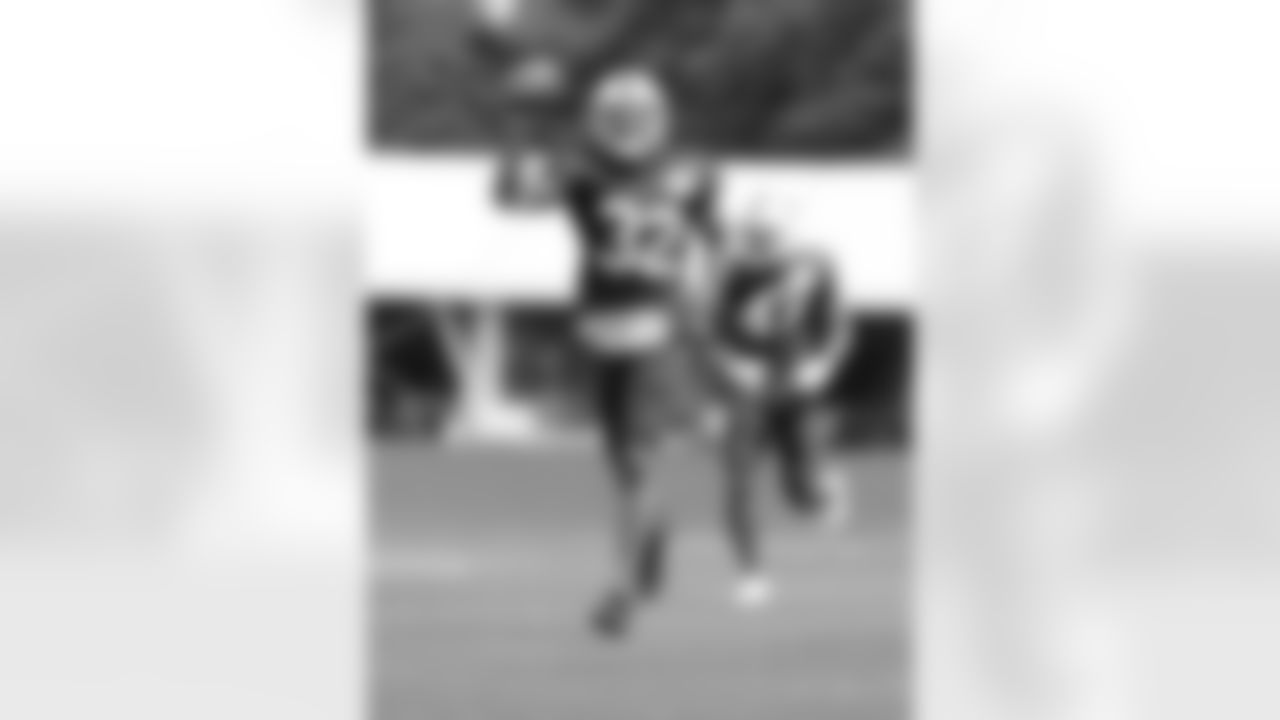 Brian Allen (32). Buffalo Bills Training Camp practice, August 30, 2020.
Photo by Bill Wippert