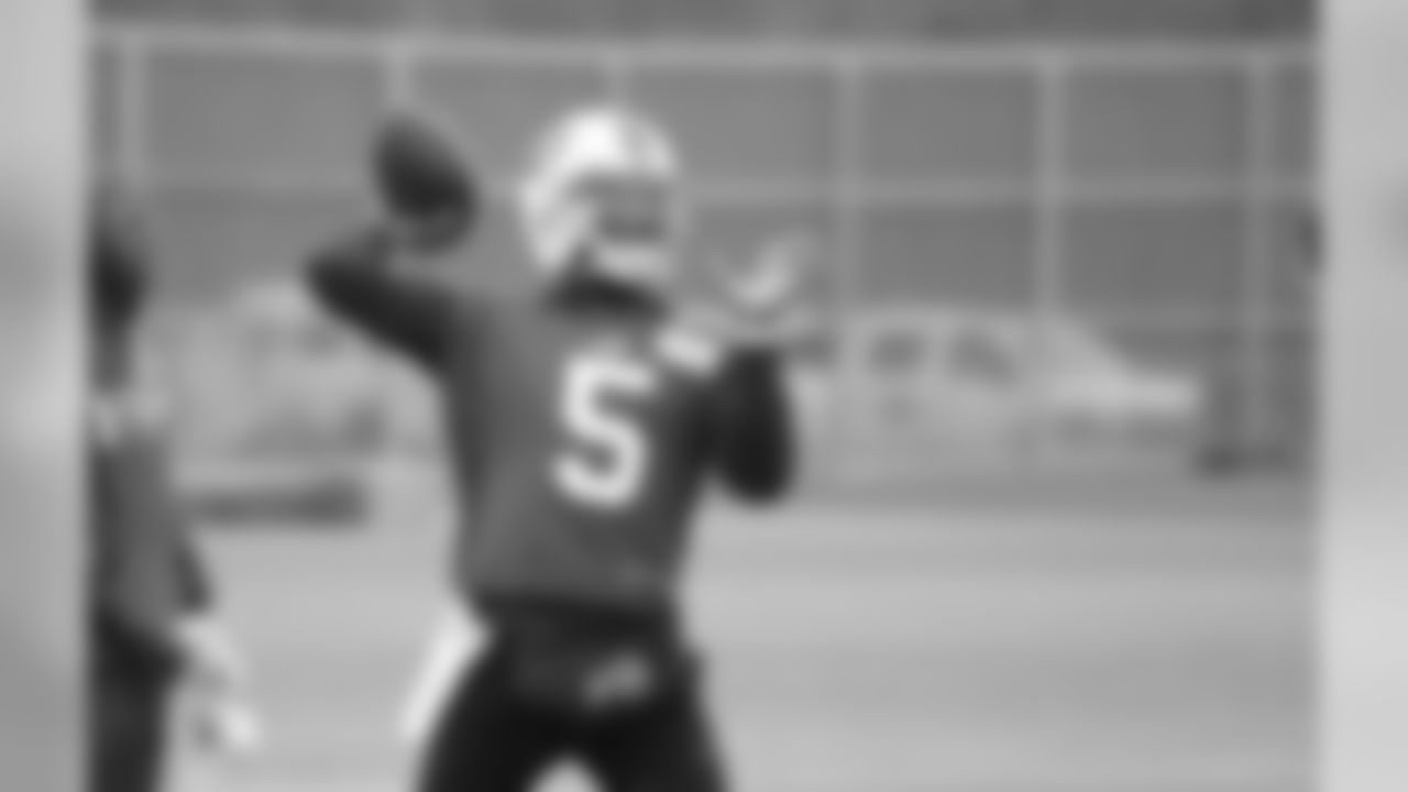 Tyrod Taylor, QB, #5
