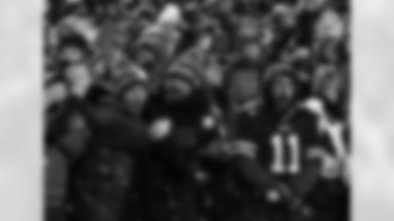 Buffalo Bills vs Miami Dolphins, Week 15, December 17, 2022 at Highmark Stadium.