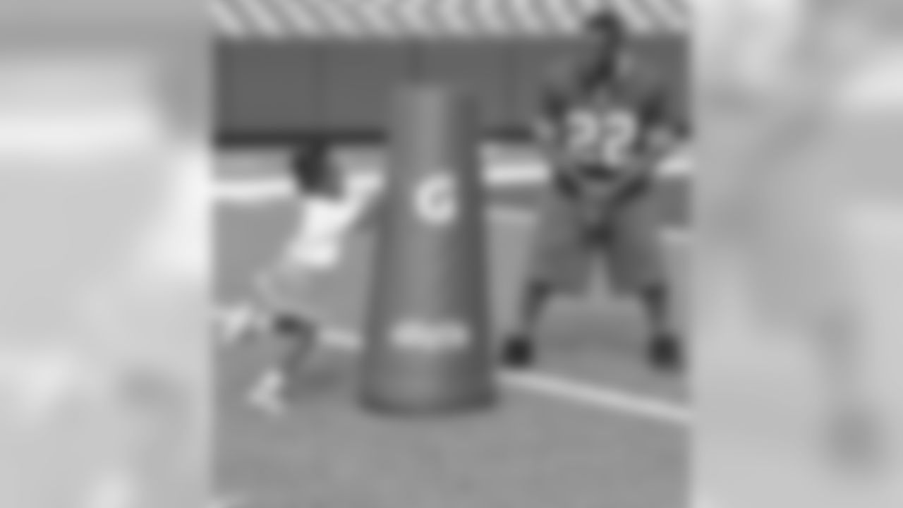RB Fred Jackson