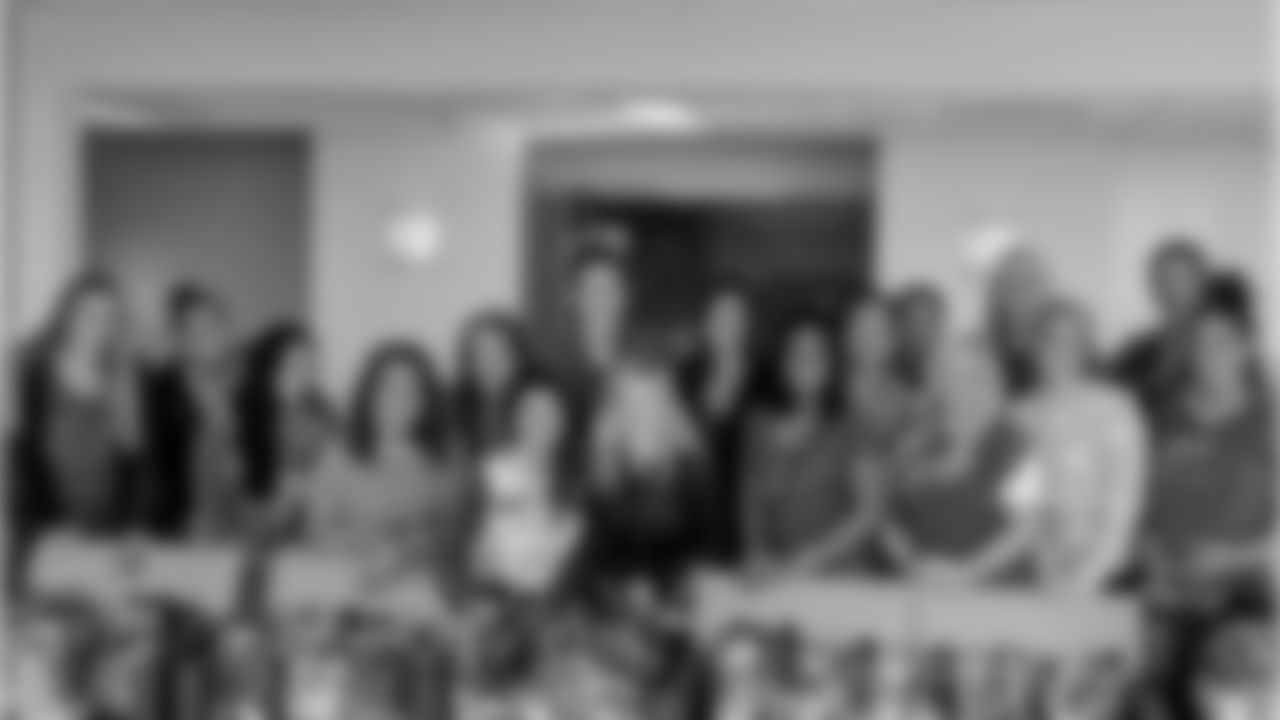 45 - Buffalo Bills Women_s Association visited Oishei Children_s Hospital