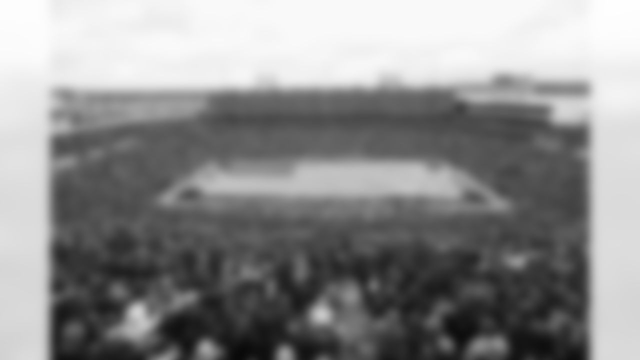Buffalo Bills vs Minnesota Vikings, Week 10, November 13, 2022 at Highmark Stadium.