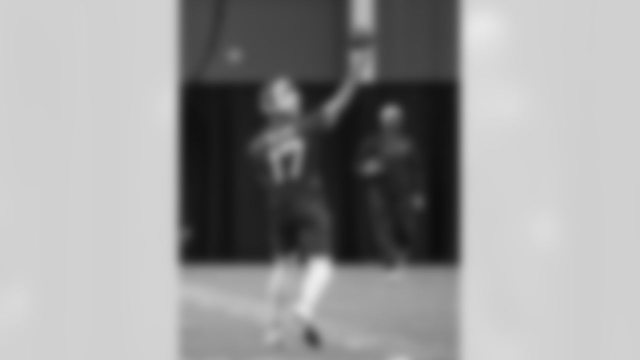 Josh Allen (17). Buffalo Bills Week 15 practice, Wednesday December 16, 2020.
Photo by Bill Wippert