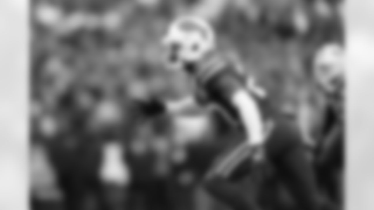 Buffalo Bills vs New England Patriots, Week 18, January 8, 2023 at Highmark Stadium.