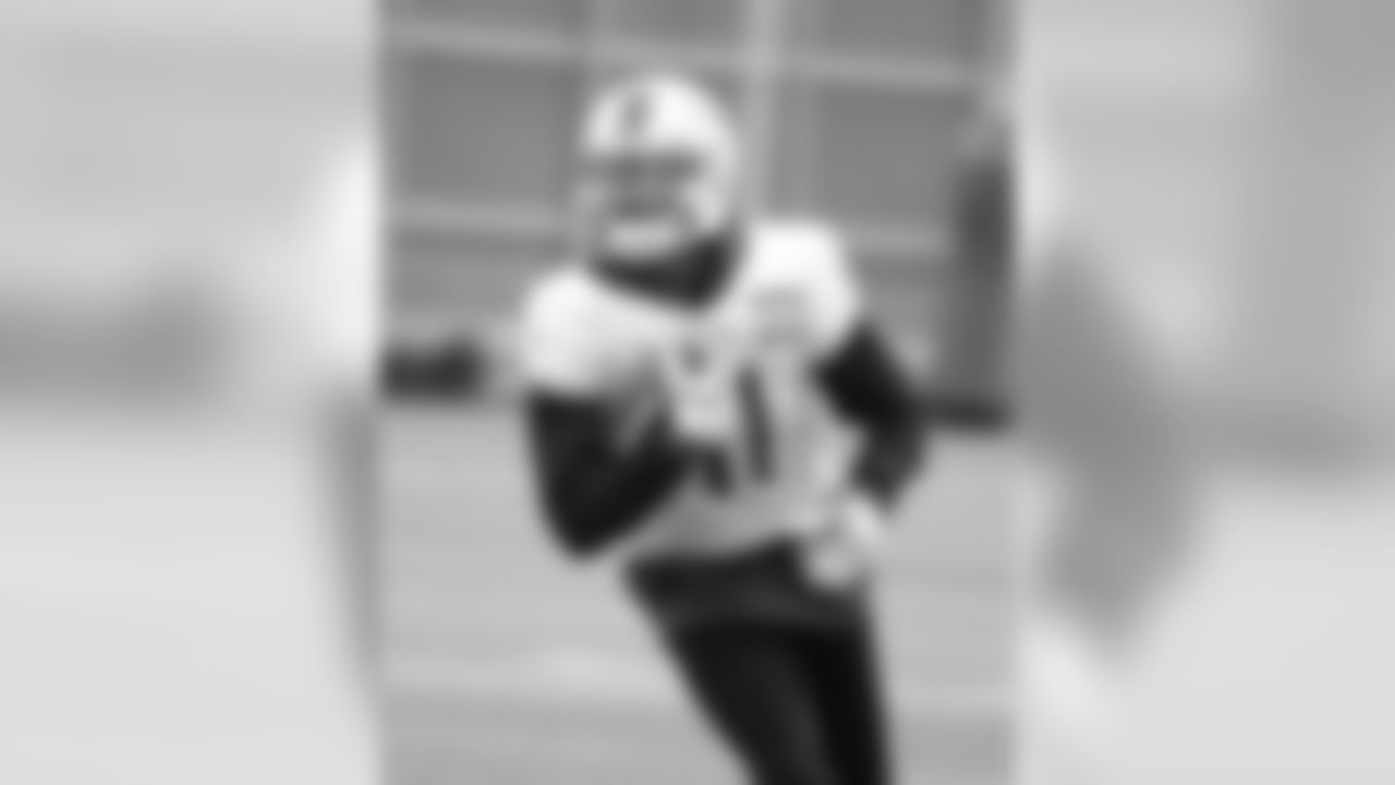 Zay Jones, WR, #11